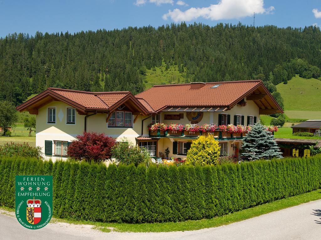 Haus Martina Hotell Radstadt Exteriör bild